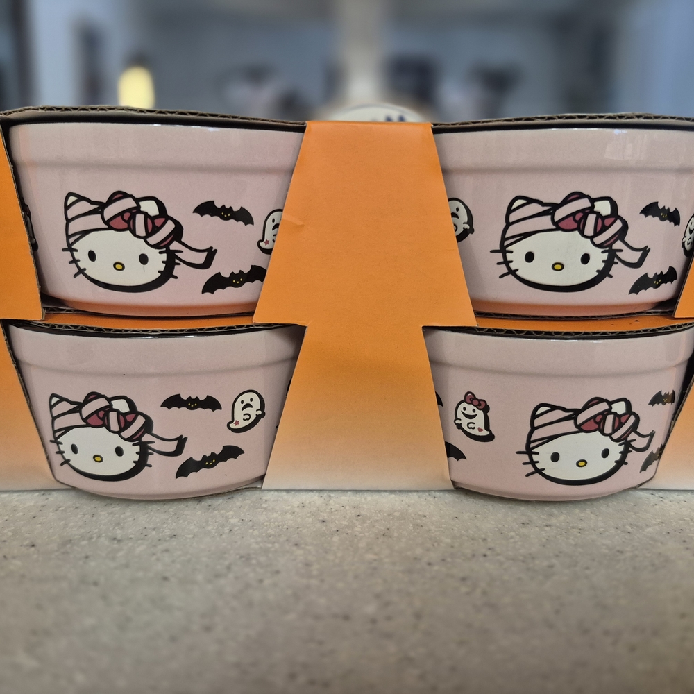 Halloween Hello Kitty Ramekins